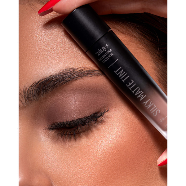Тіні для повік Silky Matte Tint ZOLA x Valentina - 07 Smoky Orchid Тіні для повік Silky Matte Tint ZOLA x Valentina - 07 Smoky Orchid