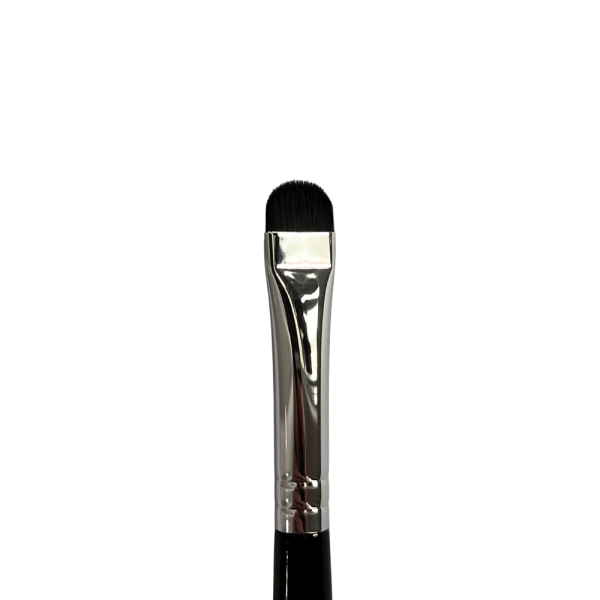 Пензель для підчищення ліній Line Definer OKIS BROW x Milievska
