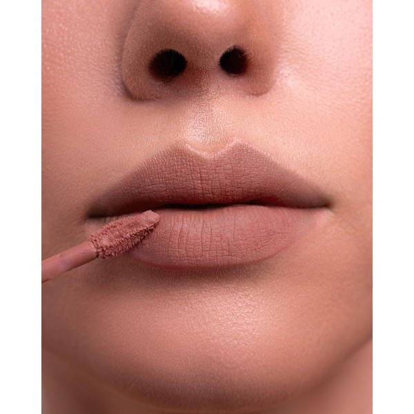 Оксамитова матова помада ZOLA VELOUR LIP SOUFFLE 04 NUDE HAZE Оксамитова матова помада ZOLA VELOUR LIP SOUFFLE 04 NUDE HAZE